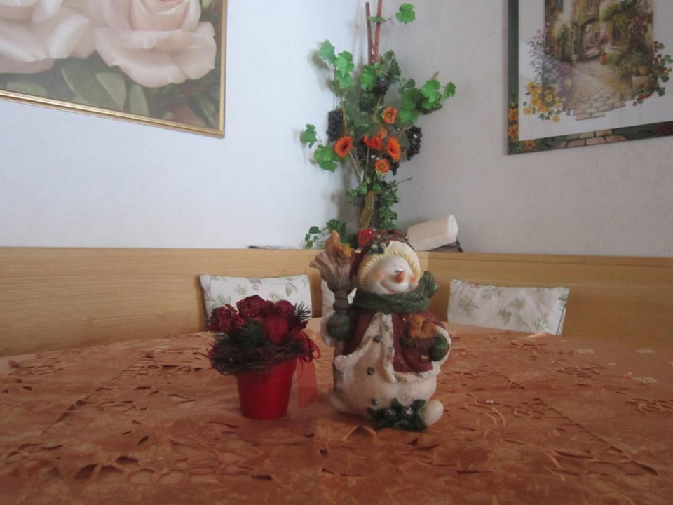 Communal lounge/ TV room, Decorative detail