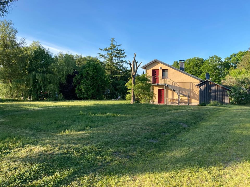 Property building, Garden