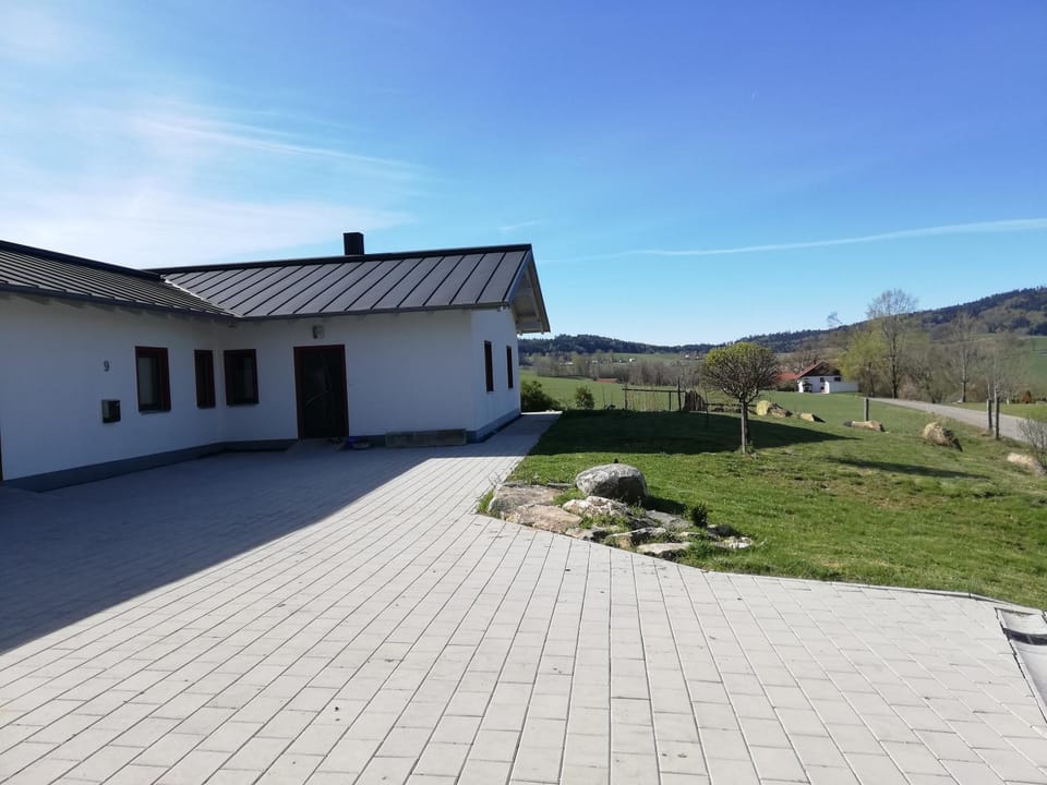 Property building, Facade/entrance, Garden