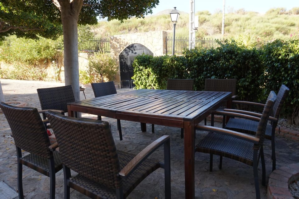 Garden, Balcony/Terrace