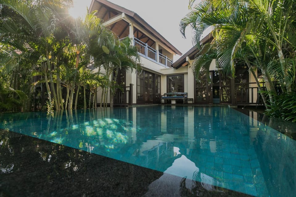Property building, Swimming pool