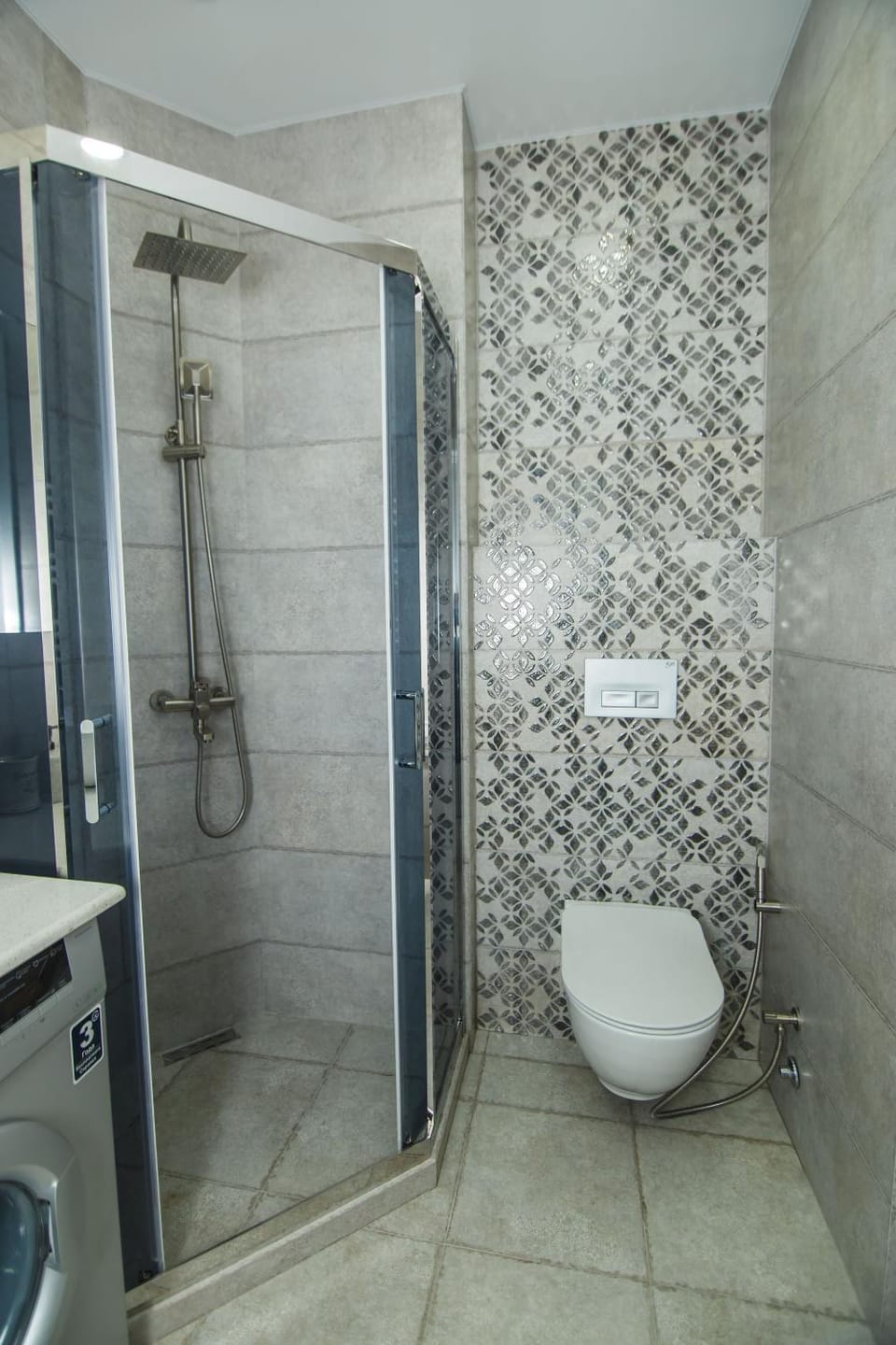 New Wave 2 Apartment in Batumi