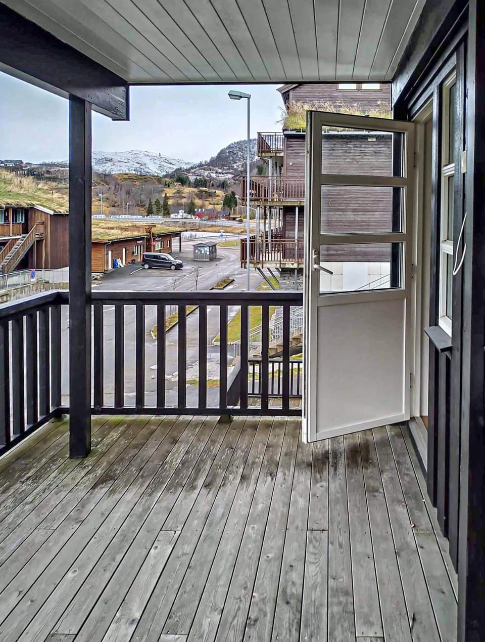 Patio, Day, View (from property/room), Balcony/Terrace, Mountain view