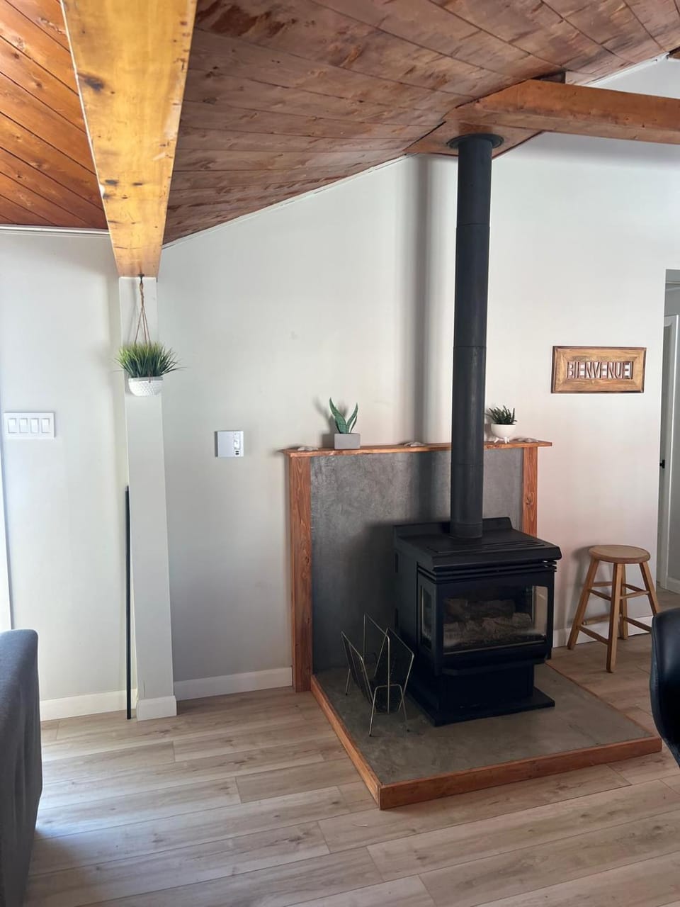 Cozy chalet near the beach House in Prince Edward County