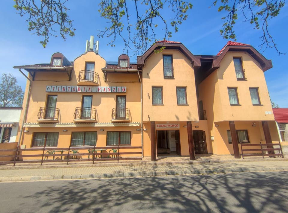 Viktória Panzió Zamárdi Bed and Breakfast in Hungary