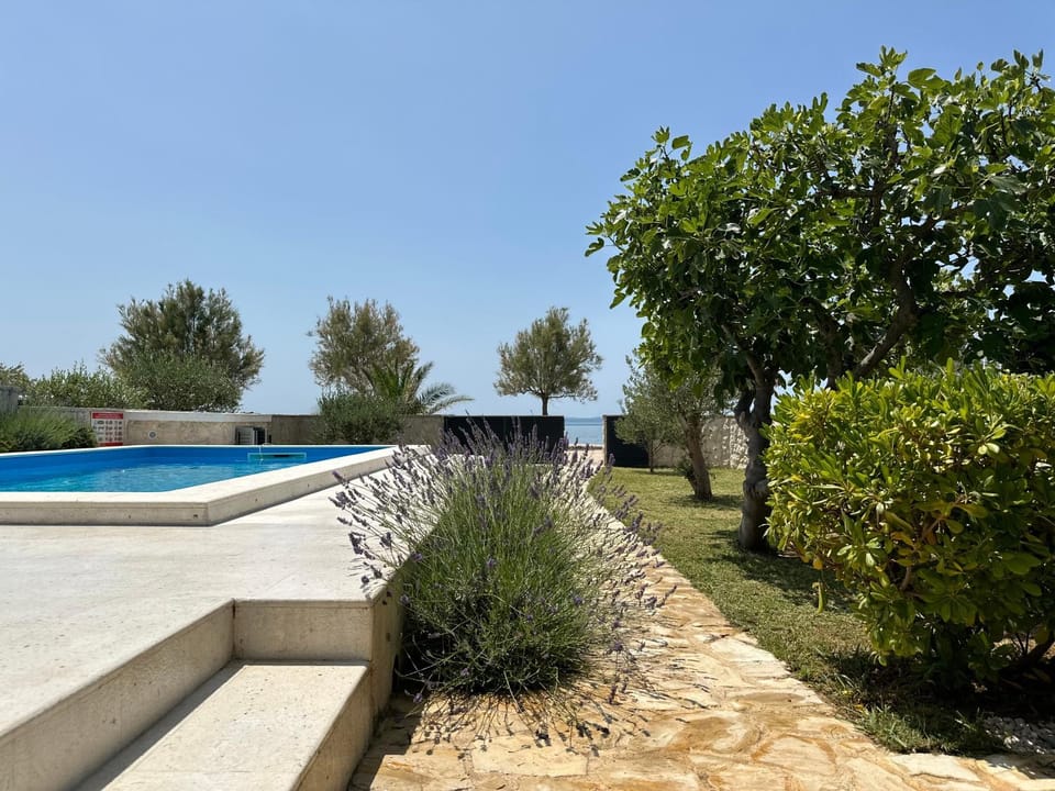 Garden, Sea view, Swimming pool