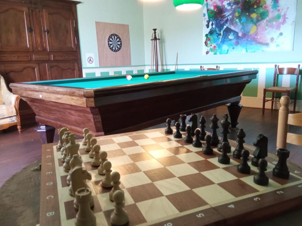 Activities, Billiard, Darts