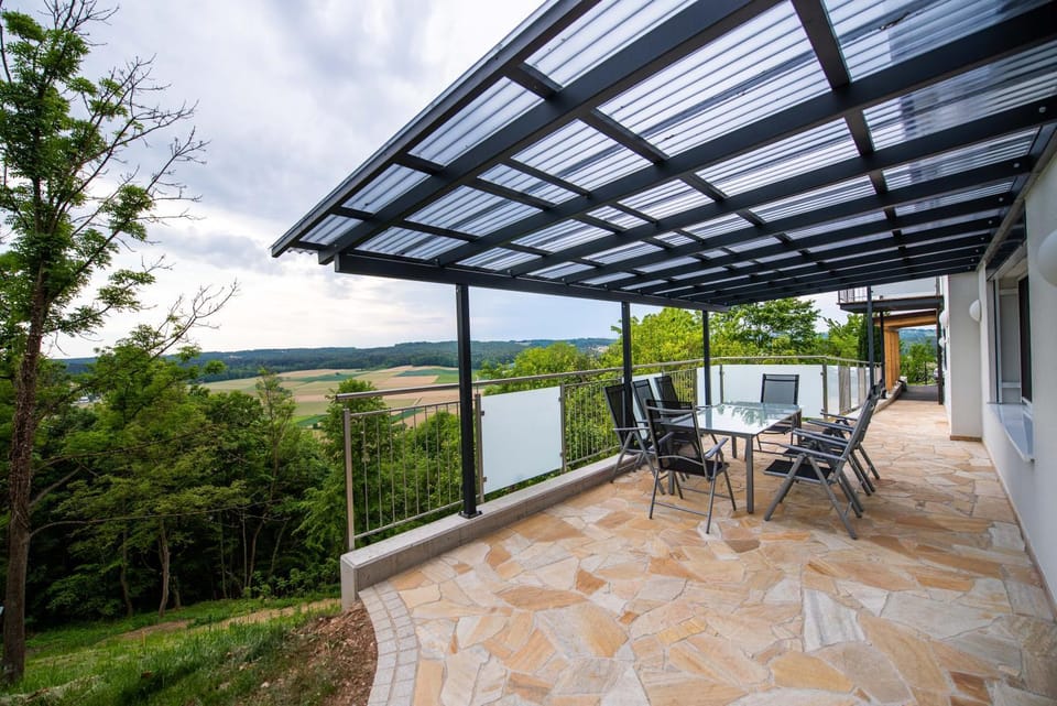 Patio, Balcony/Terrace