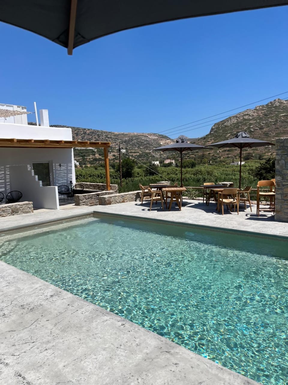 Day, Natural landscape, Mountain view, Swimming pool, Swimming pool
