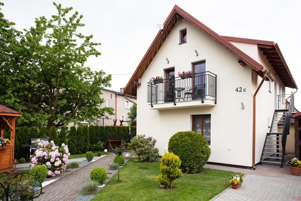 Property building, Garden