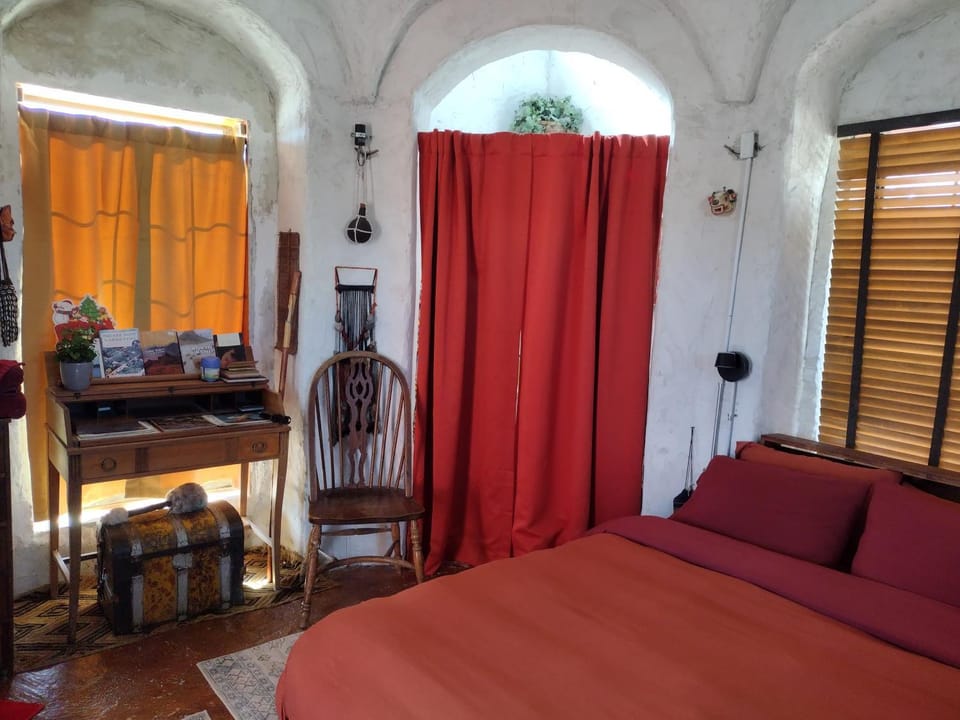 La Loma del chivo Llc- Na bolom Bed and Breakfast in Marathon
