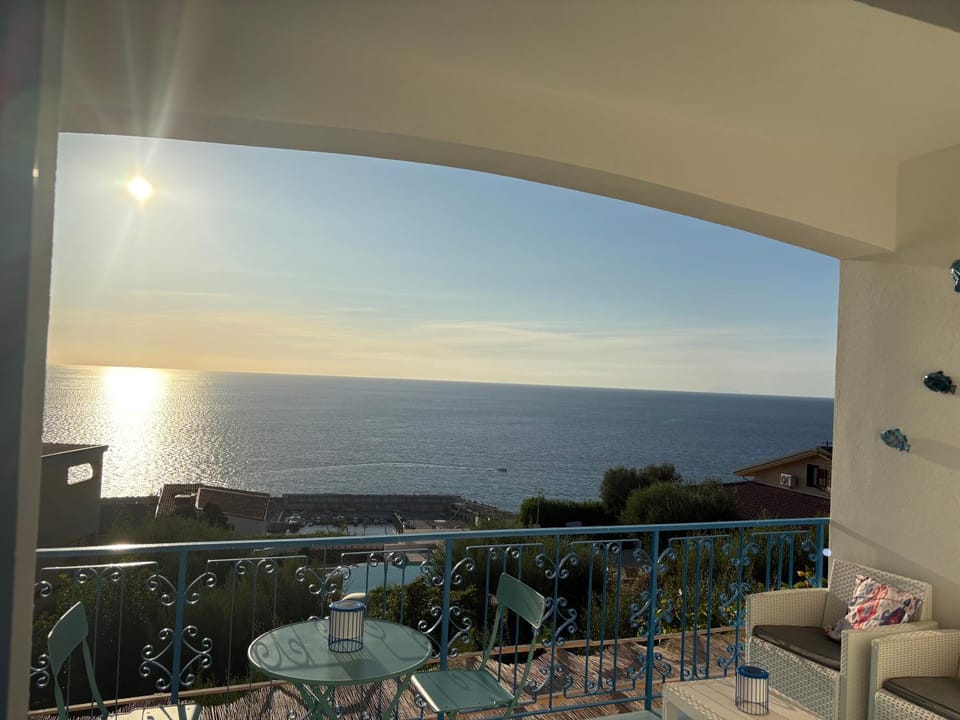 Patio, View (from property/room), Balcony/Terrace, Sea view