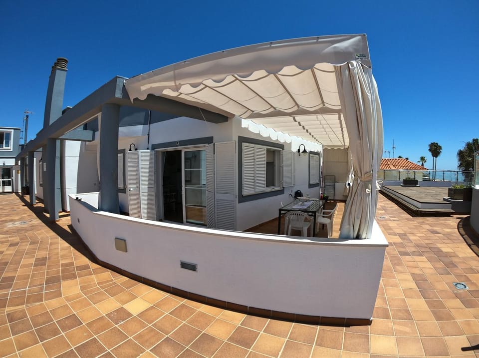 Islantilla vistas al mar 1 línea, piscina, parking, wifi Apartment in Costa de la Luz