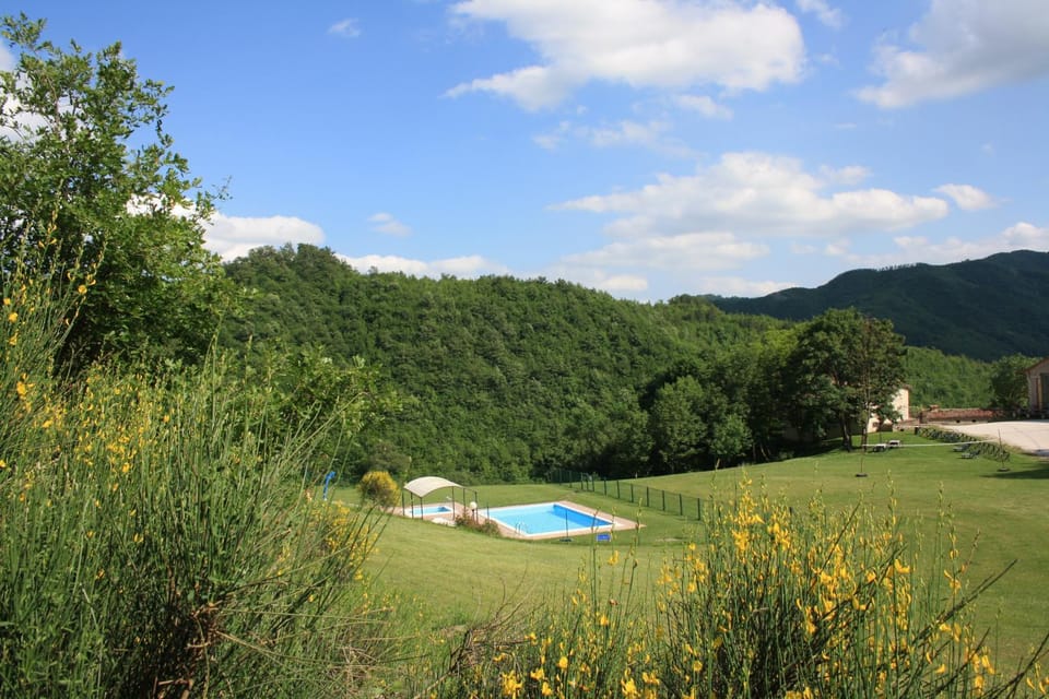 Nearby landmark, Off site, Natural landscape, Garden view, Landmark view, Mountain view, Swimming pool, Swimming pool
