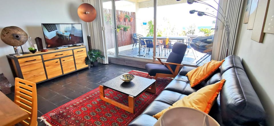 TV and multimedia, View (from property/room), Balcony/Terrace, Living room
