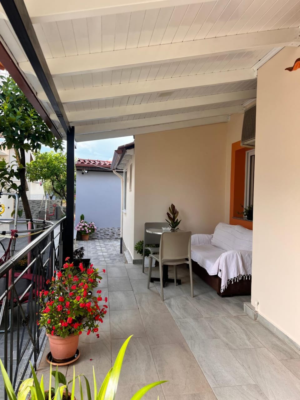 Villa Edmond Apartment in Ksamil