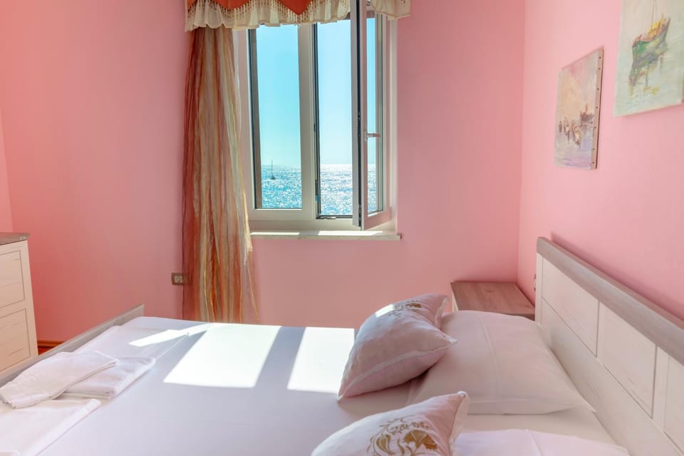 Apartment Miramare Apartment in Piran