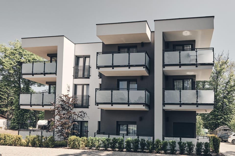 Property building, View (from property/room)