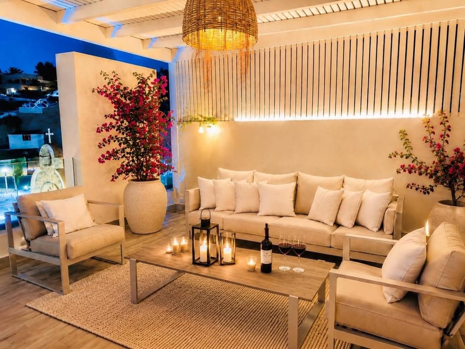Patio, Seating area