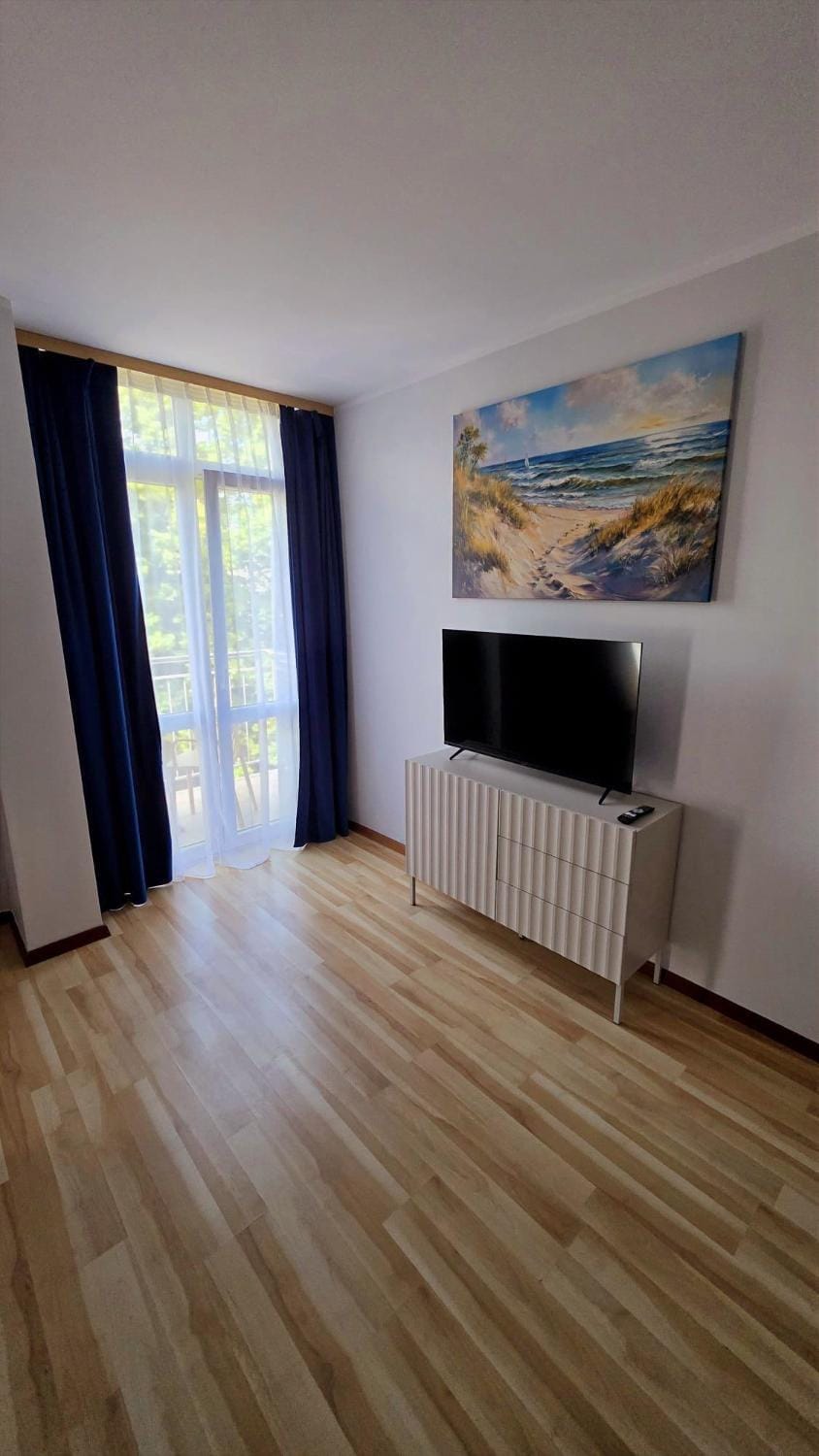 Communal lounge/ TV room, TV and multimedia, Evening entertainment
