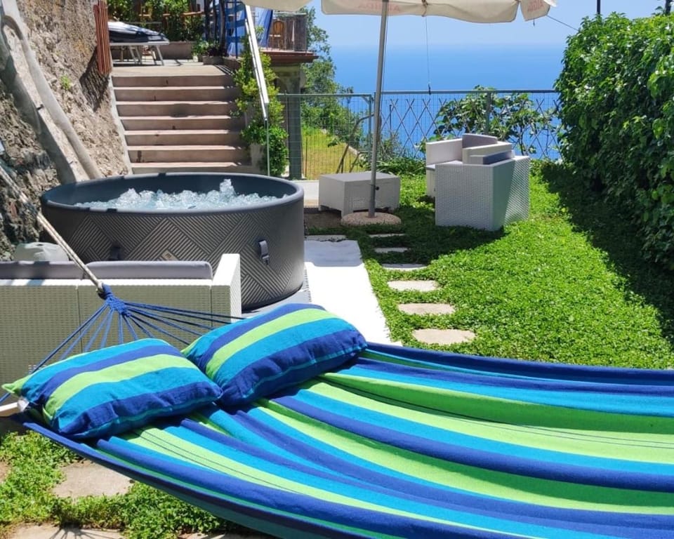 Day, Natural landscape, Garden, View (from property/room), Balcony/Terrace, Sea view, Swimming pool