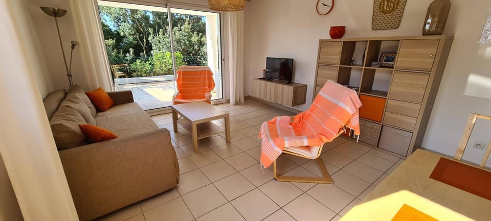 Ô Salins Apartment in Hyères