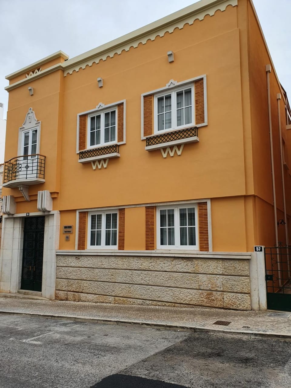 Property building, Facade/entrance