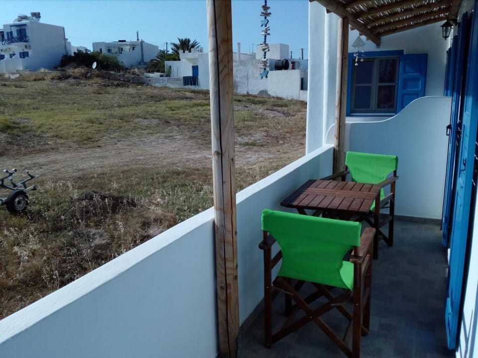 Balcony/Terrace, Mountain view