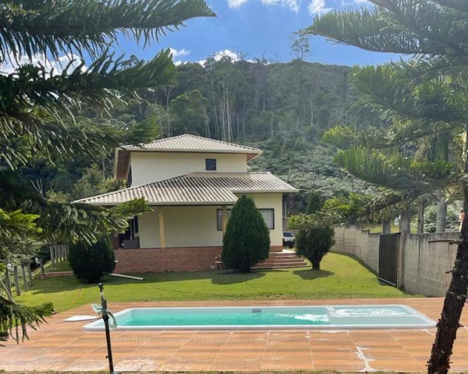 Região de Pedra Azul casa Amarela House in State of Espírito Santo, Brazil