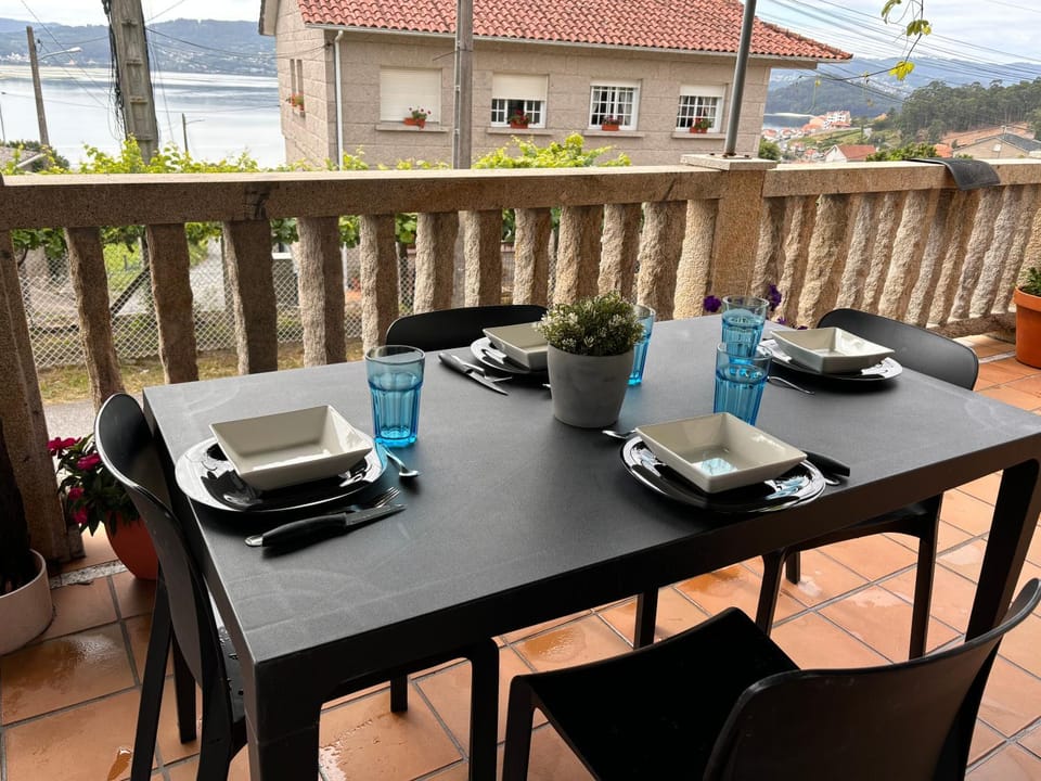Natural landscape, View (from property/room), Balcony/Terrace, Dining area