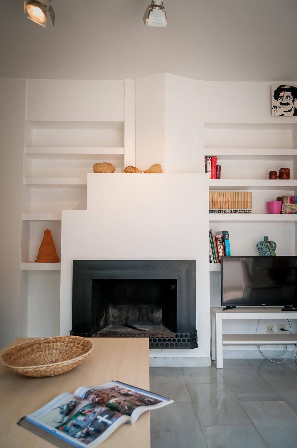 Communal lounge/ TV room, TV and multimedia, Living room, Seating area, Evening entertainment, flat iron