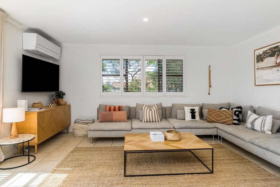 Lawson Beachfront Apartment in Byron Bay