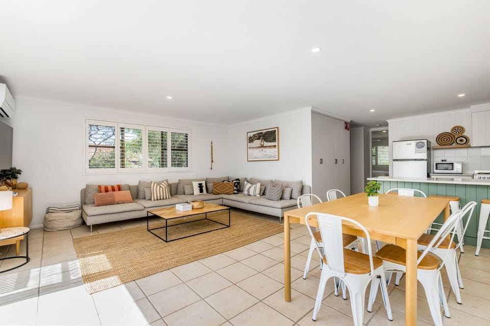 Lawson Beachfront Apartment in Byron Bay