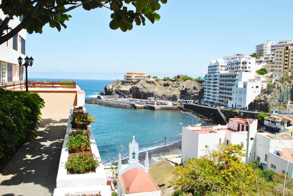 Property building, Neighbourhood, City view, River view, Sea view