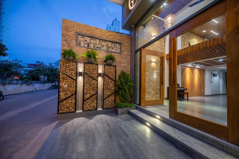Facade/entrance, Lobby or reception, Floor plan
