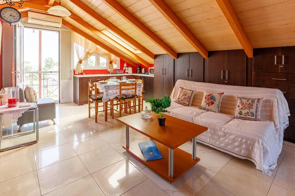 Luxurious Sofita in Preveza Apartment in Peloponnese, Western Greece and the Ionian