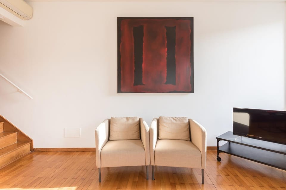 Communal lounge/ TV room, Living room, Seating area