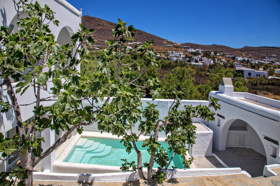 Day, Natural landscape, Mountain view, Swimming pool