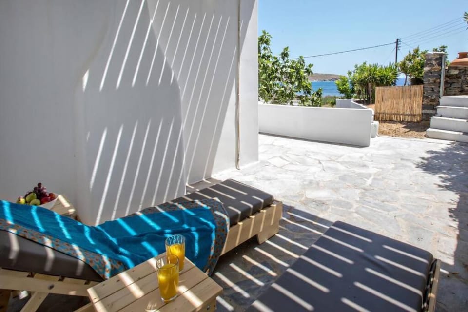 Patio, View (from property/room), Balcony/Terrace, sunbed