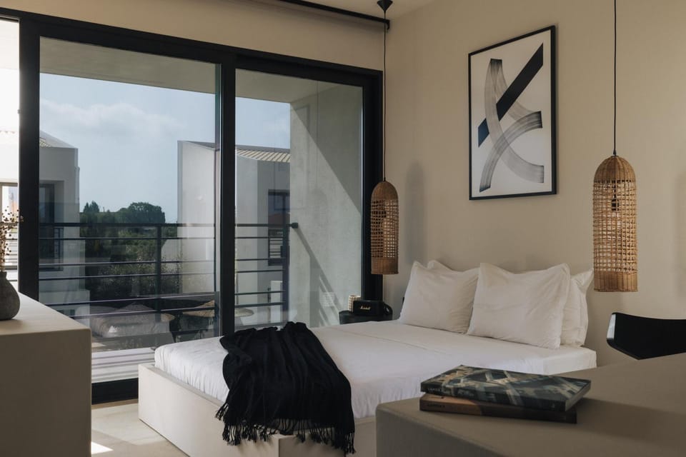 Bed, View (from property/room), Photo of the whole room, Bedroom, towels, air conditioner