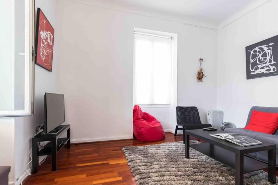 Appartement grande terrasse à coté Monaco & plage Apartment in Cap-d'Ail