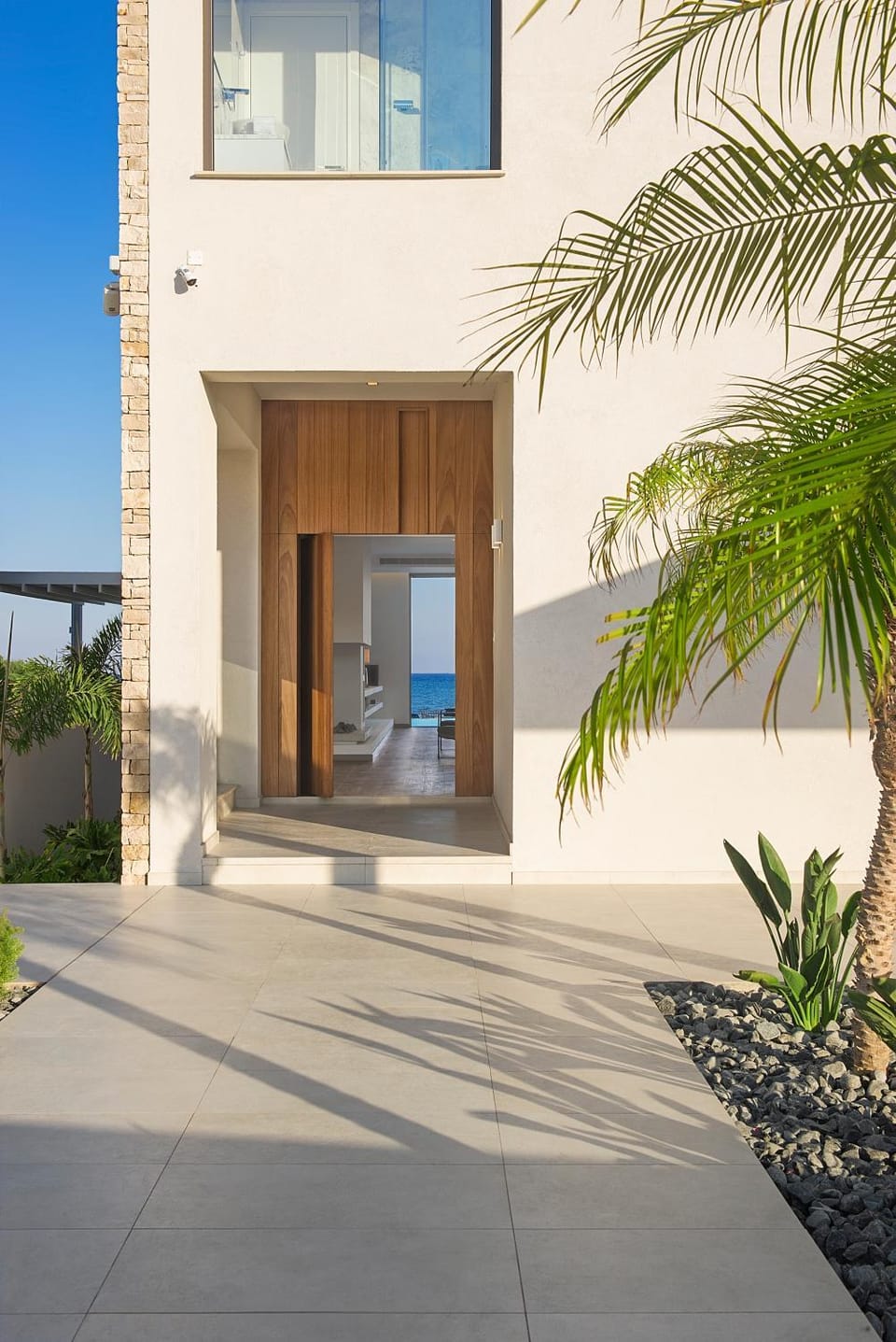 Facade/entrance, Lobby or reception, Sea view