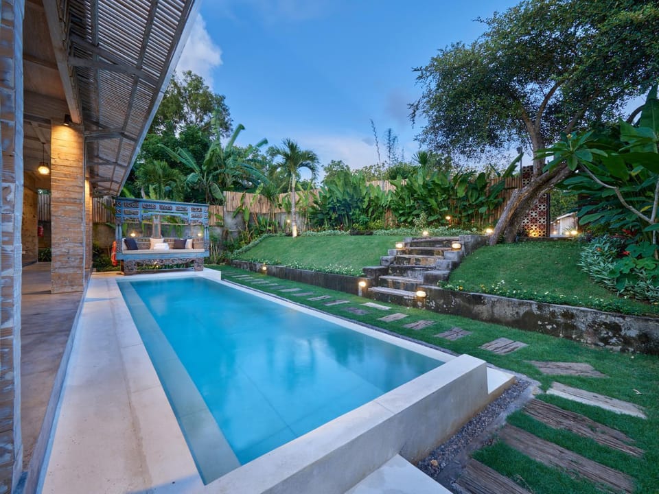 Garden, Swimming pool