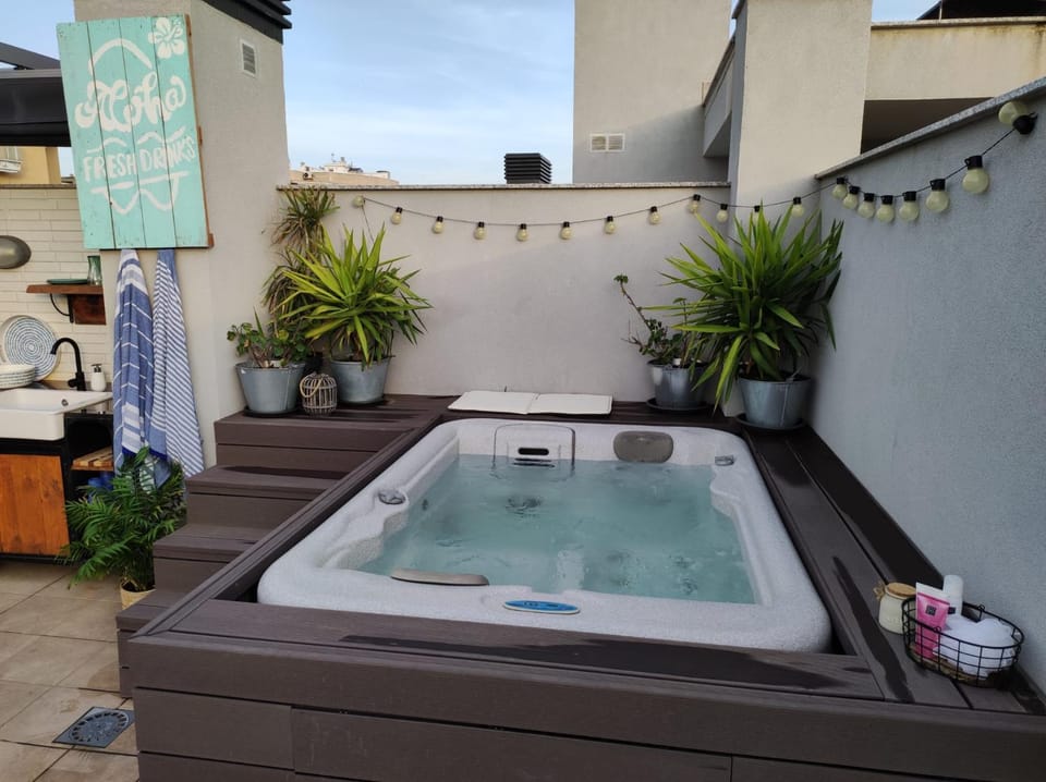 Solarium, Spa and wellness centre/facilities