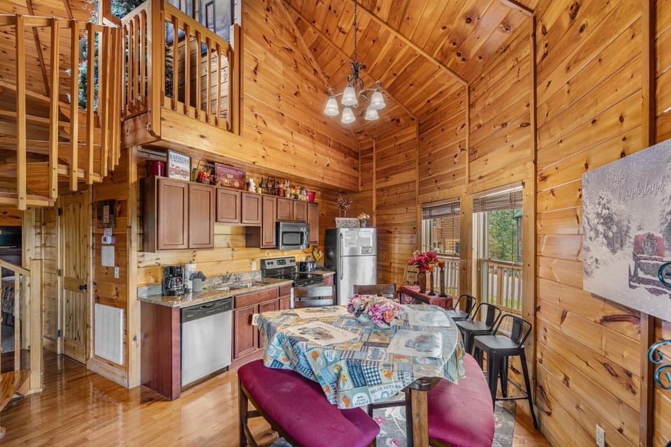 Heavenly View Chalet in Sevier County