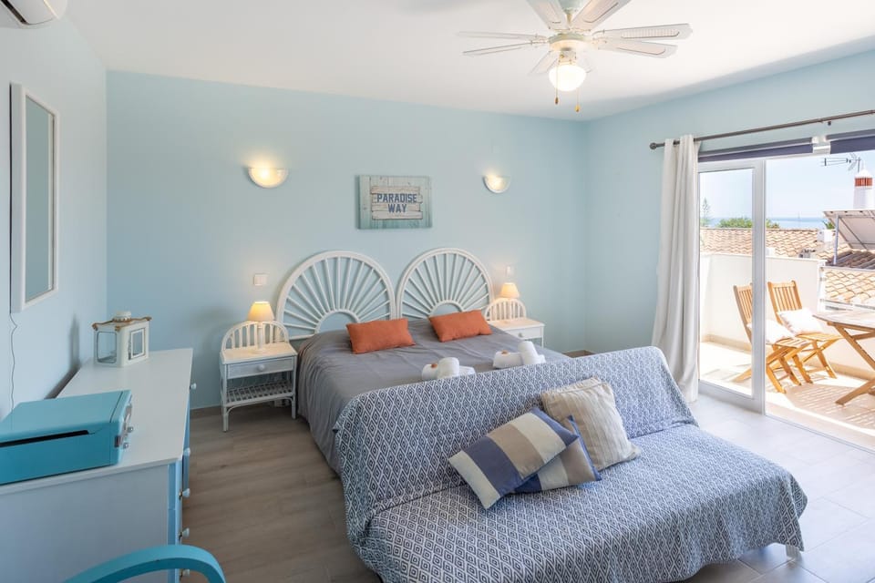Mariners (3) - Bright and stylish apartment - 2 minute walk to the beach Apartment in Luz