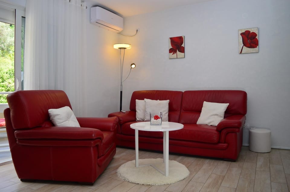 Olive Garden Apartment in Budva Municipality