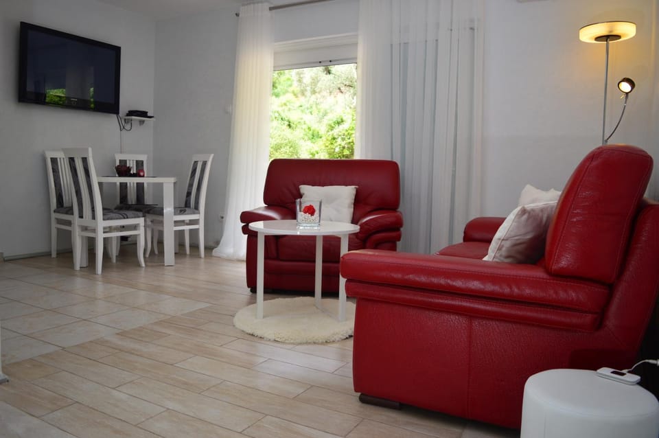 Olive Garden Apartment in Budva Municipality