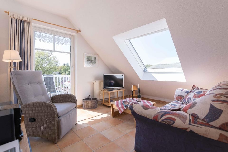 Haus zum Strand HAUS ZUM STRAND Whg 3.3 Apartment in Wustrow