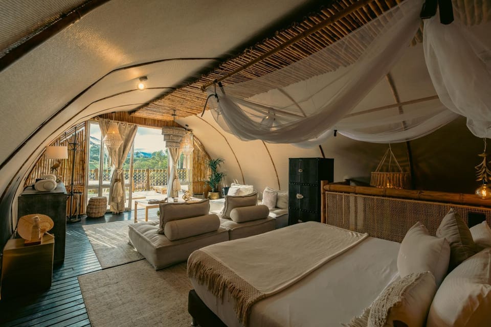 Bed, Photo of the whole room, Bedroom, Garden view